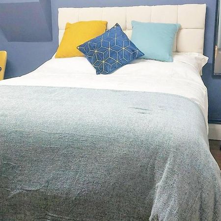 Inviting 1-Bed Apartment In Херн Бей Екстериор снимка
